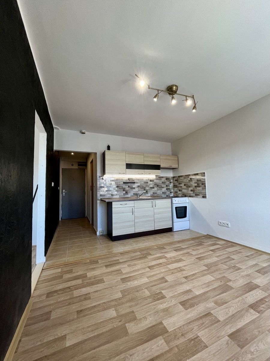 1+1, Nádražní, Ostrava, 31 m² - 2