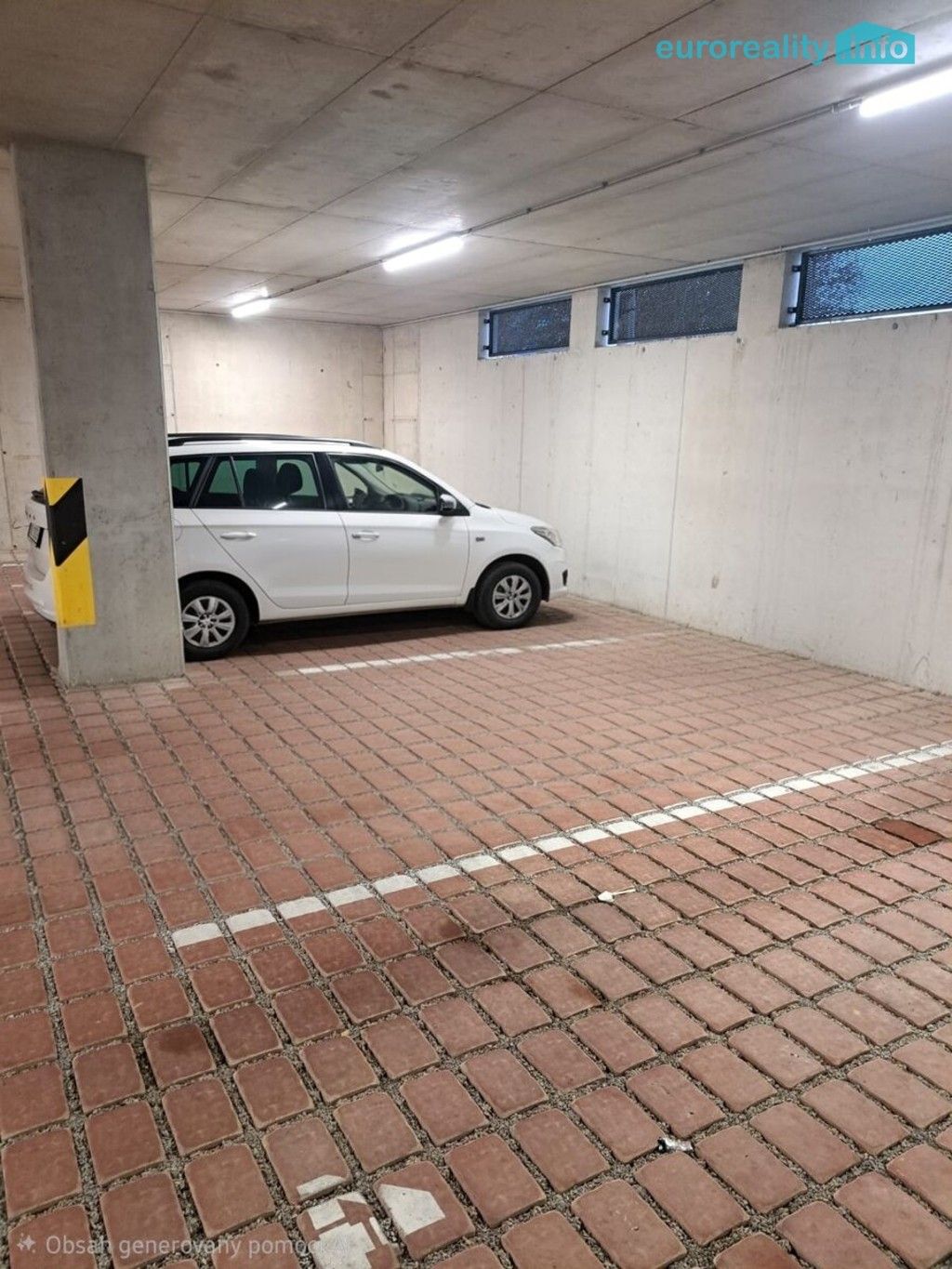 Garáže, Beroun Beroun-Město, 16 m² - 1