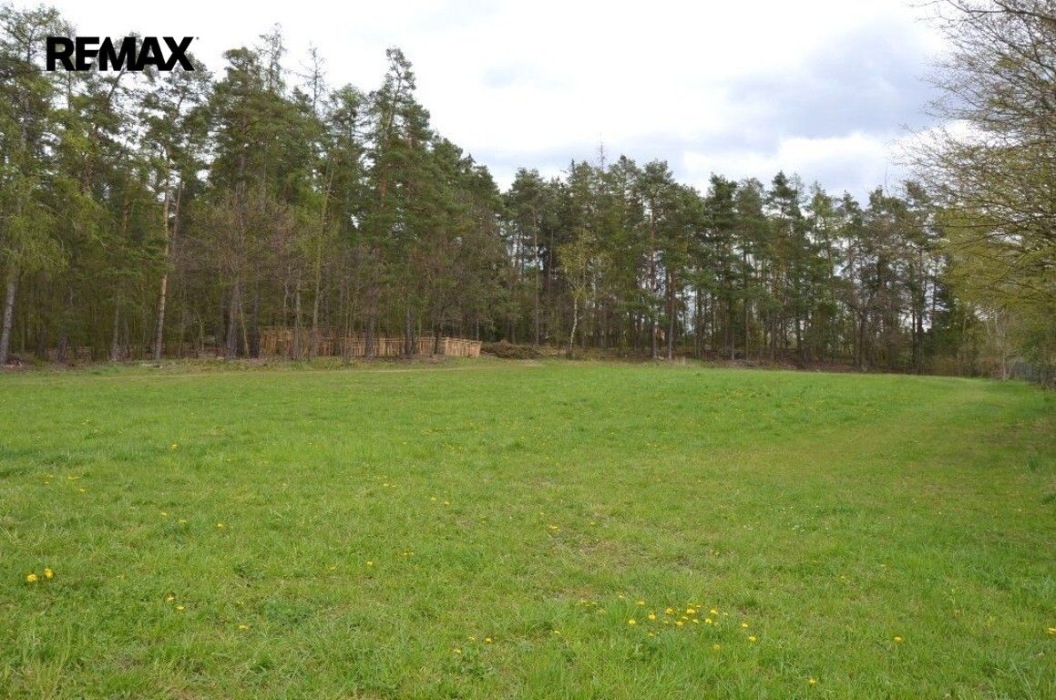 Zahrada · 941 m² · Pohoří - 3