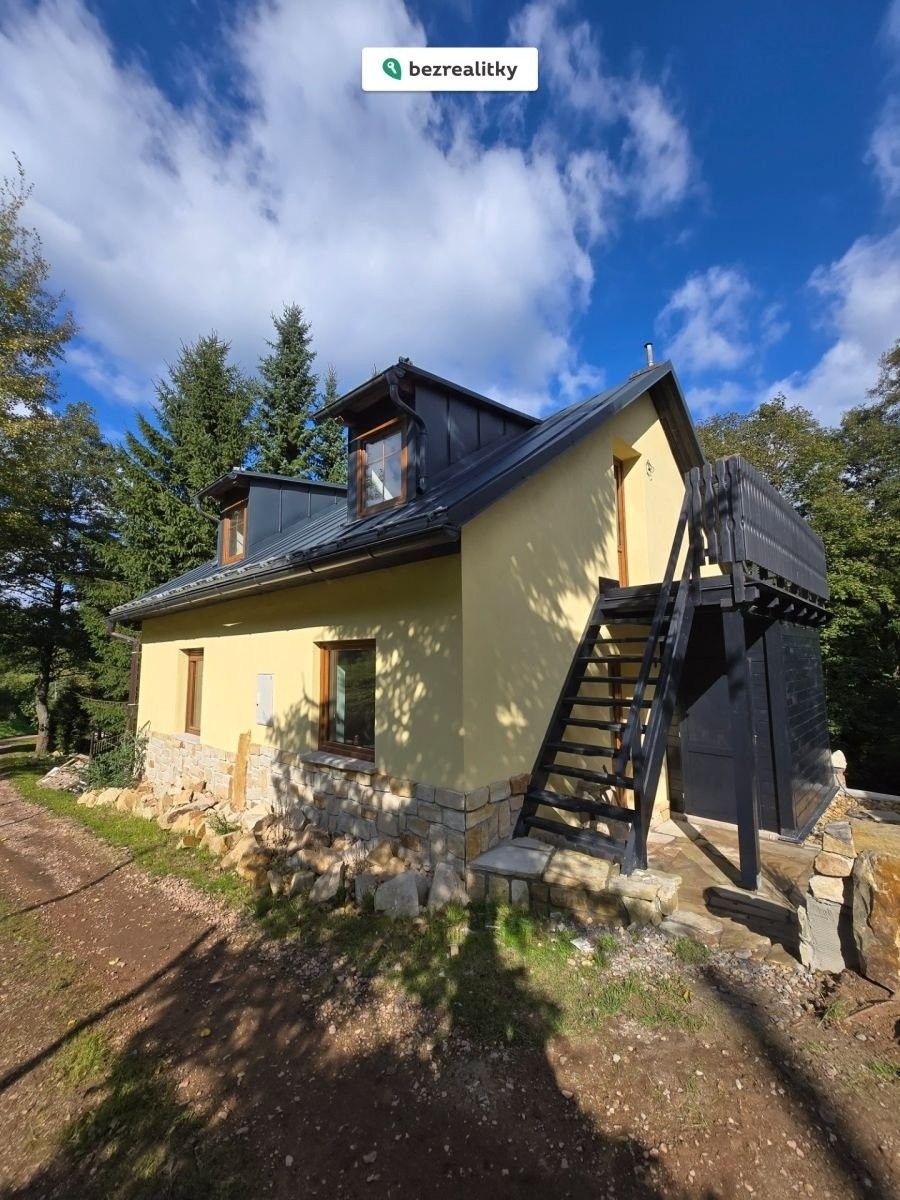 Rodinné domy, Bernartice, 92 m²