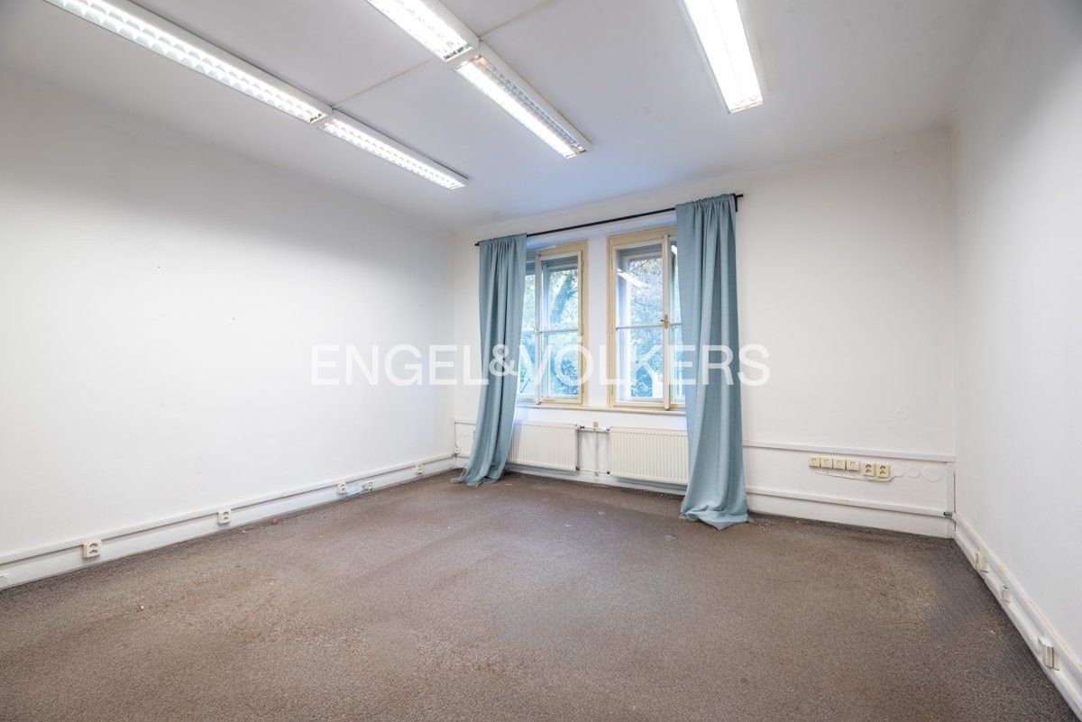 Pronájem kancelář - Na Březince, Praha, 120 m²