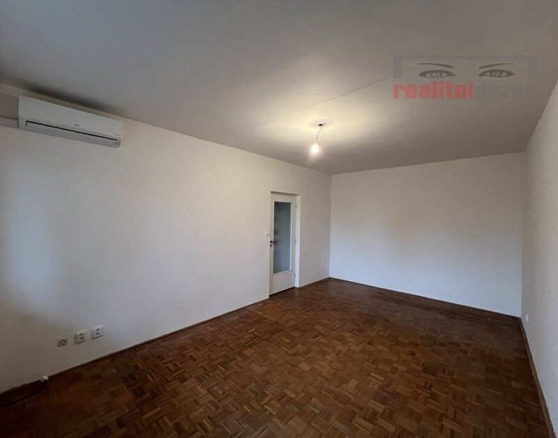 Prodej byt - Otrokovice, 765 02