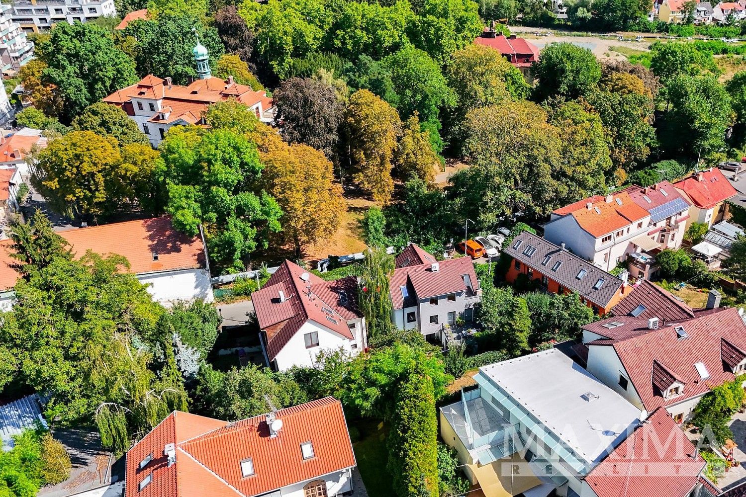 Rodinné domy, Praha - Veleslavín, okres Praha 6, Hlavní město Praha, 351 m² - 2