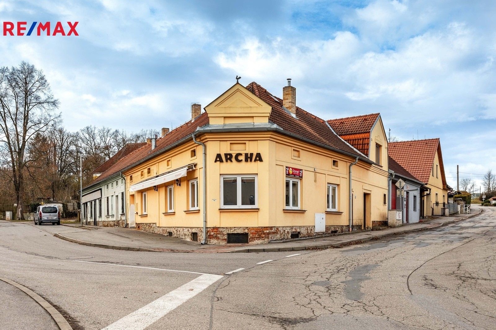 Restaurace, Farní 50, Boršov nad Vltavou, 170 m²