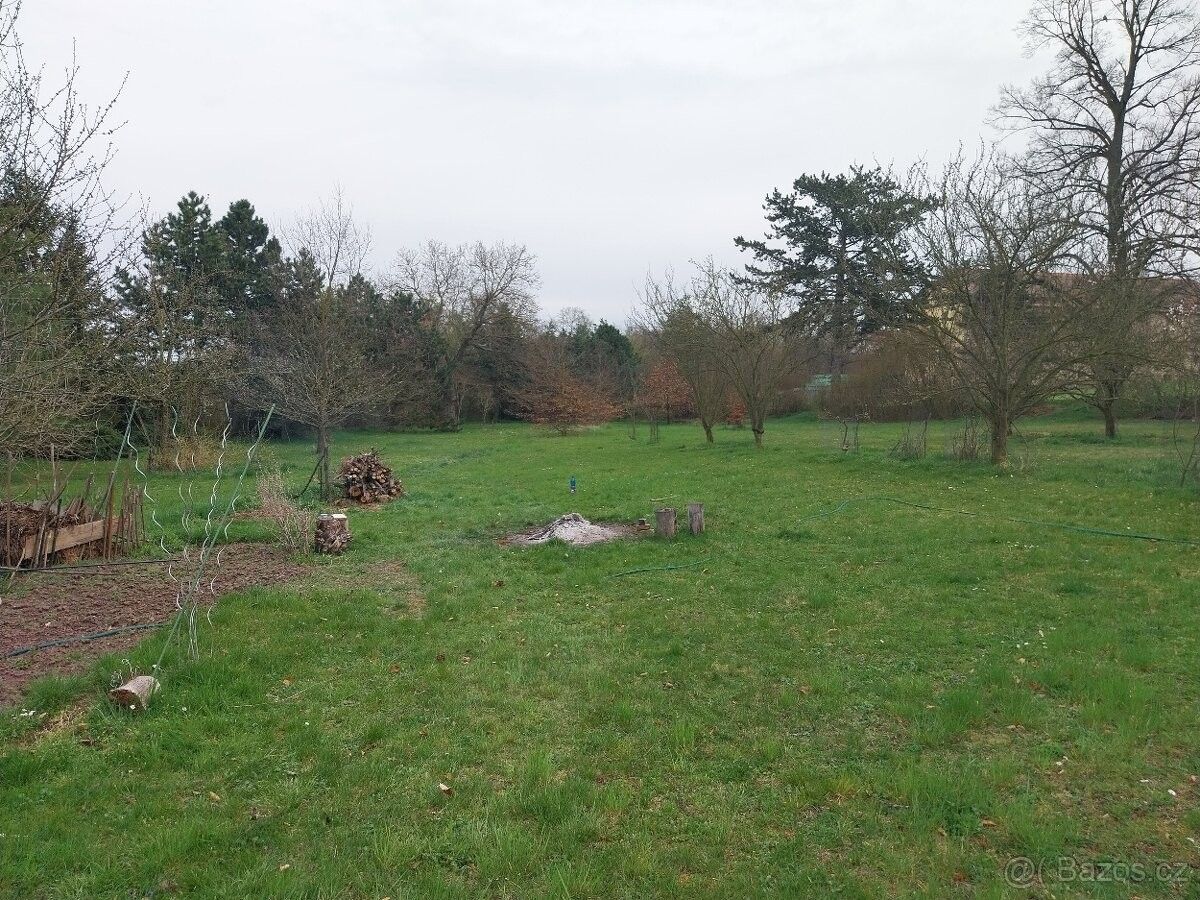 Prodej pozemek pro bydlení - Šlapanice, 273 72