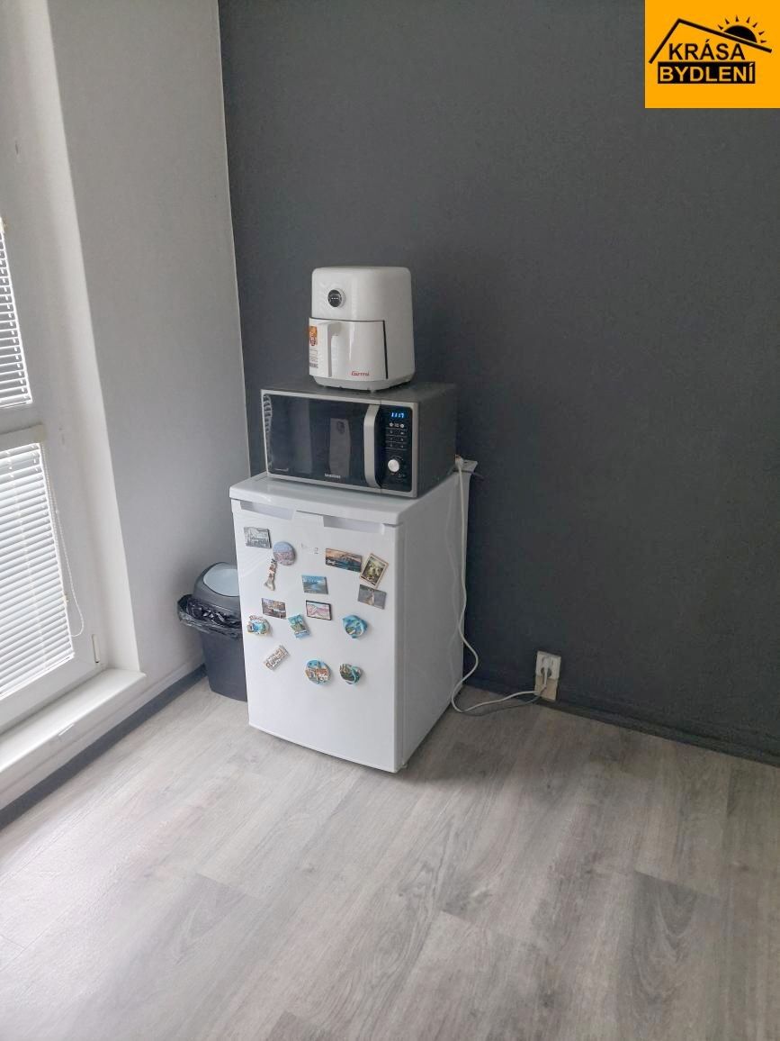 Pronájem byt 1+1 - Neředín, Olomouc, 33 m²