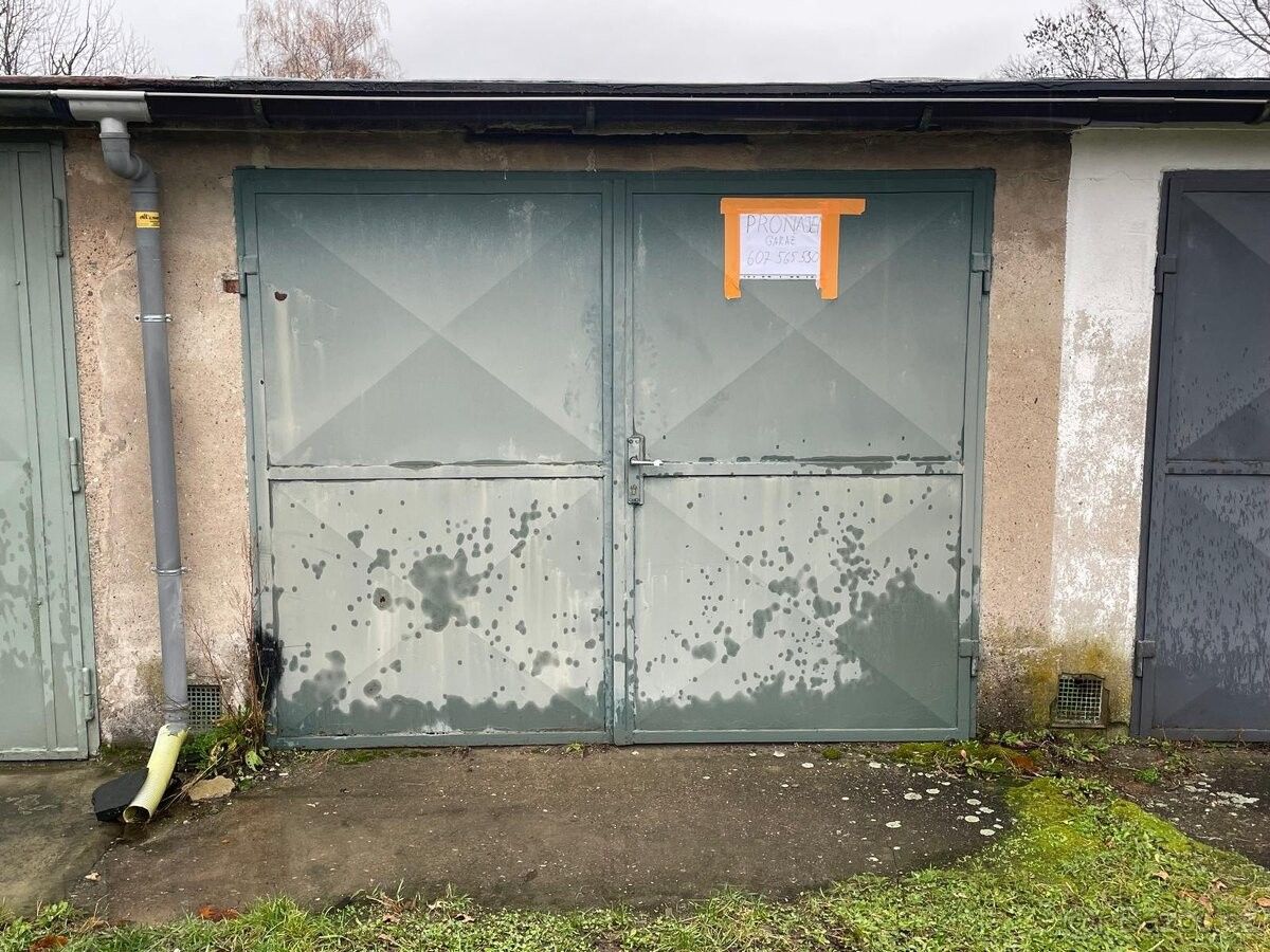 Garáže, Pardubice, 530 03