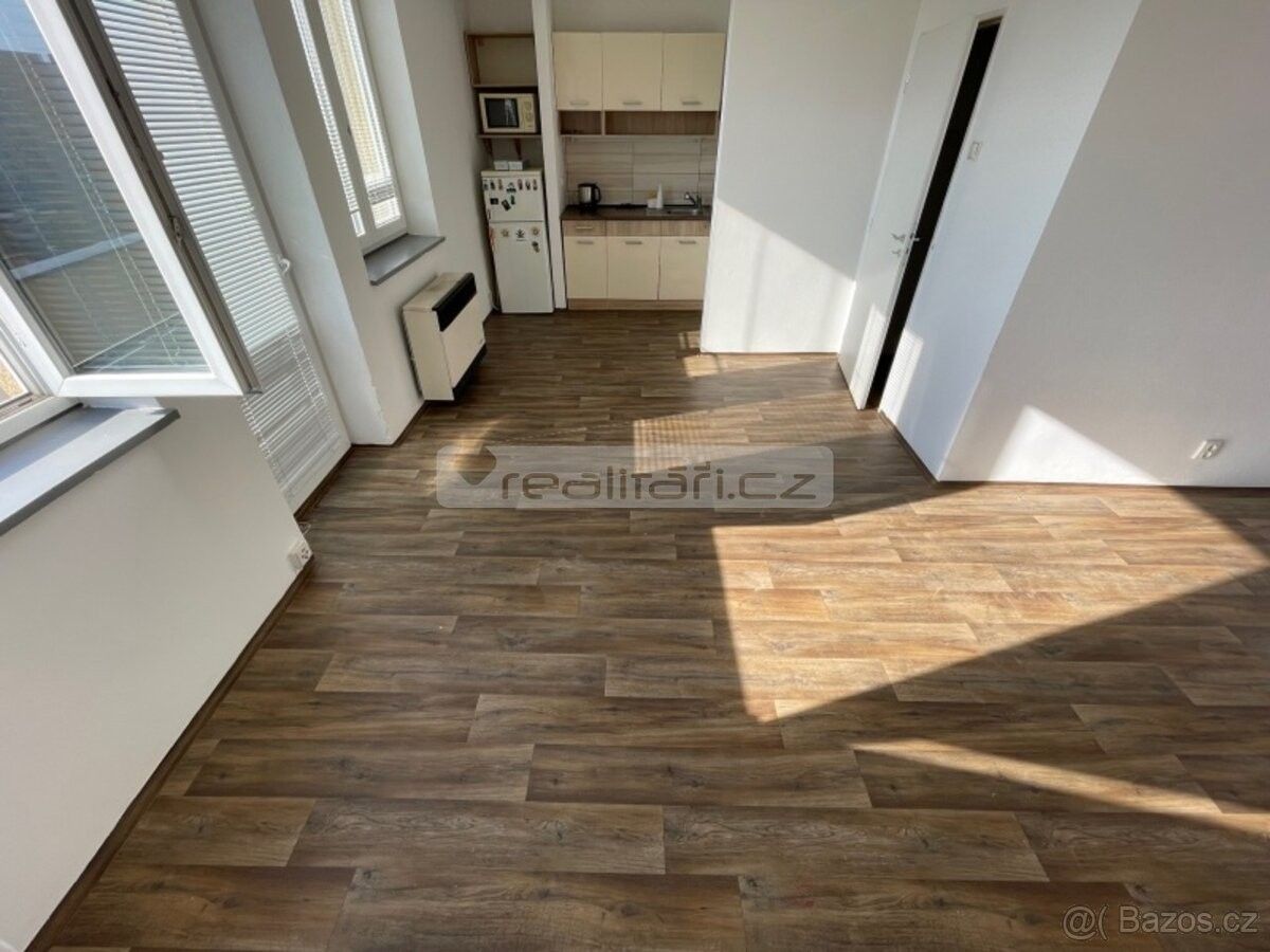 Pronájem byt - Plzeň, 312 00