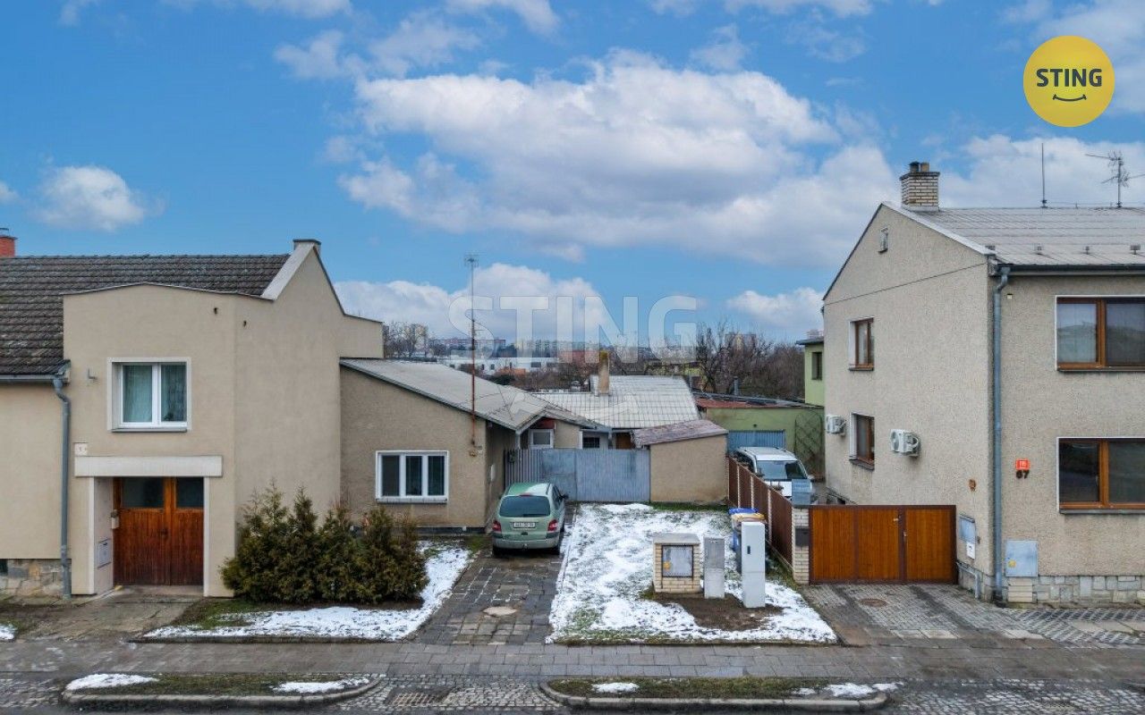 Prodej pozemek pro bydlení - Jižní, Olomouc, 949 m²