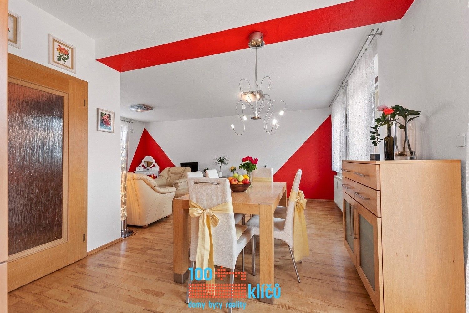 Prodej rodinný dům - Jindřichův Hradec - Jindřichův Hradec IV, Jihočeský kraj, 186 m² - 5