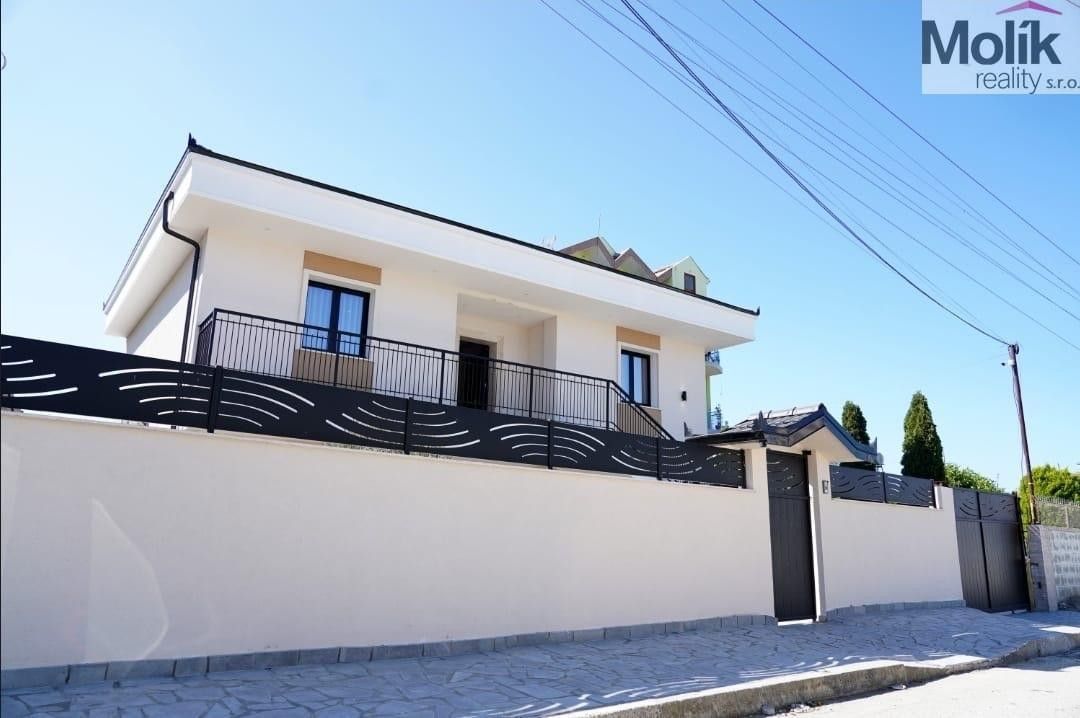 Prodej vila - Spille, 235 m²