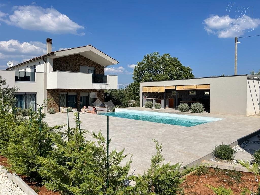 Prodej dům - Chorvatsko, 350 m²