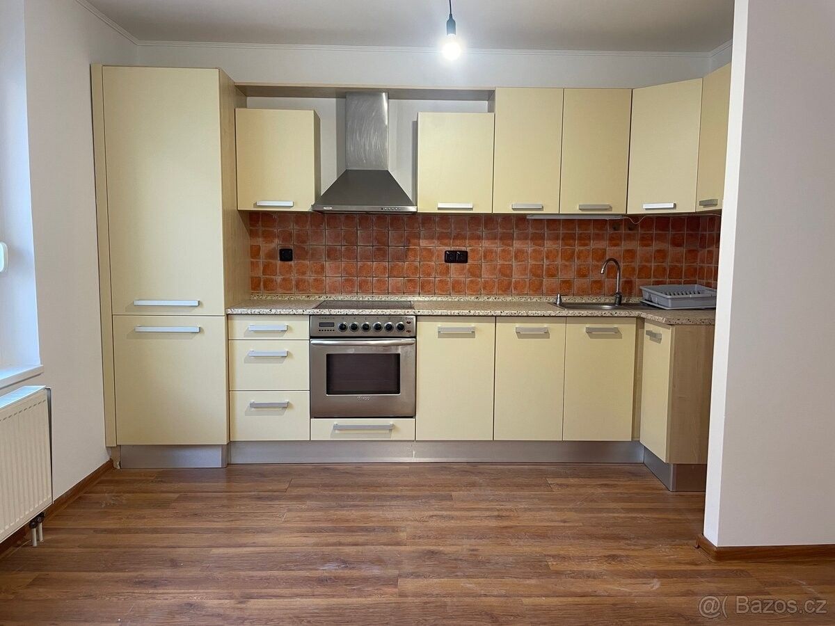 Pronájem byt - Hodonín, 695 01