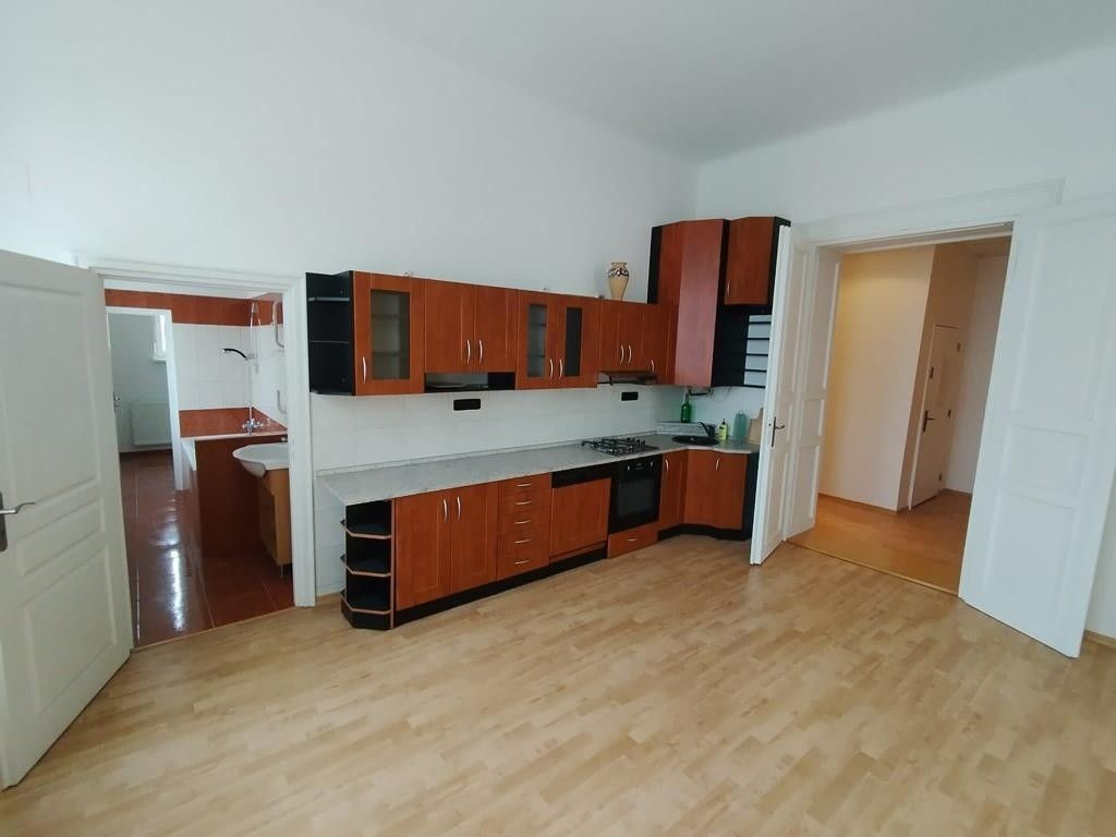 Pronájem byt 2+1 - Cheb, 350 02, 91 m²