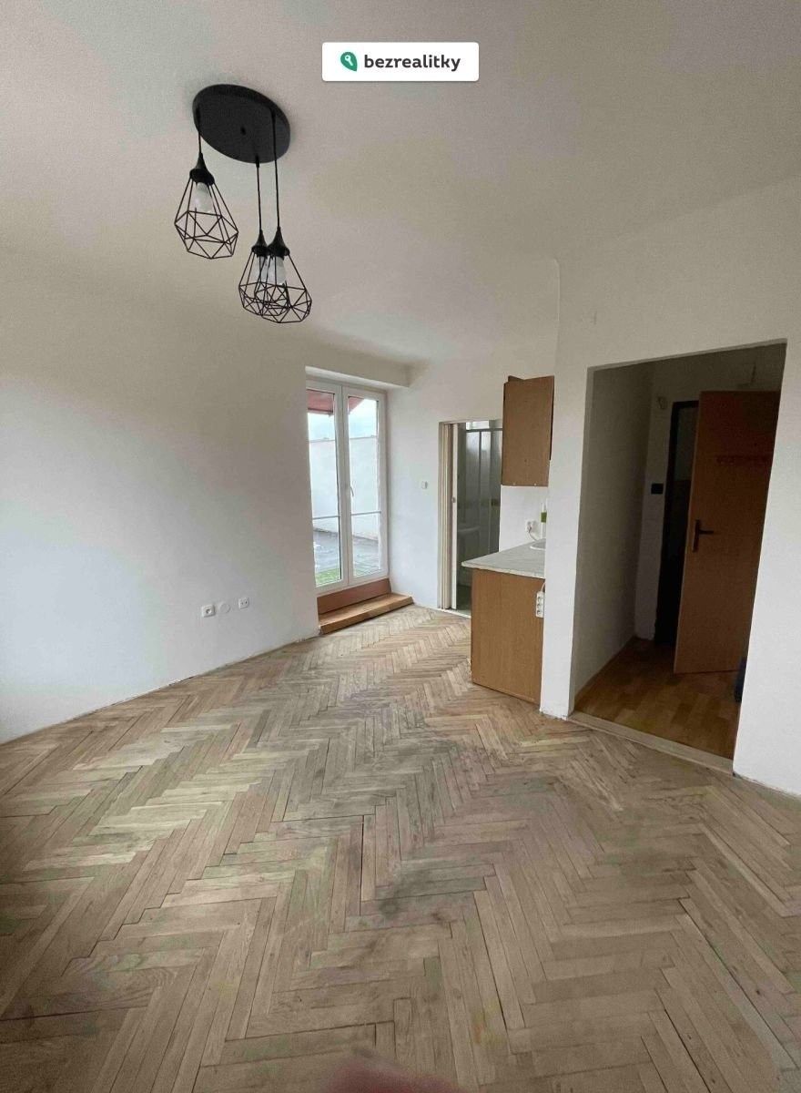 Prodej byt 1+kk - S. K. Neumanna 220, Příbram, 24 m²