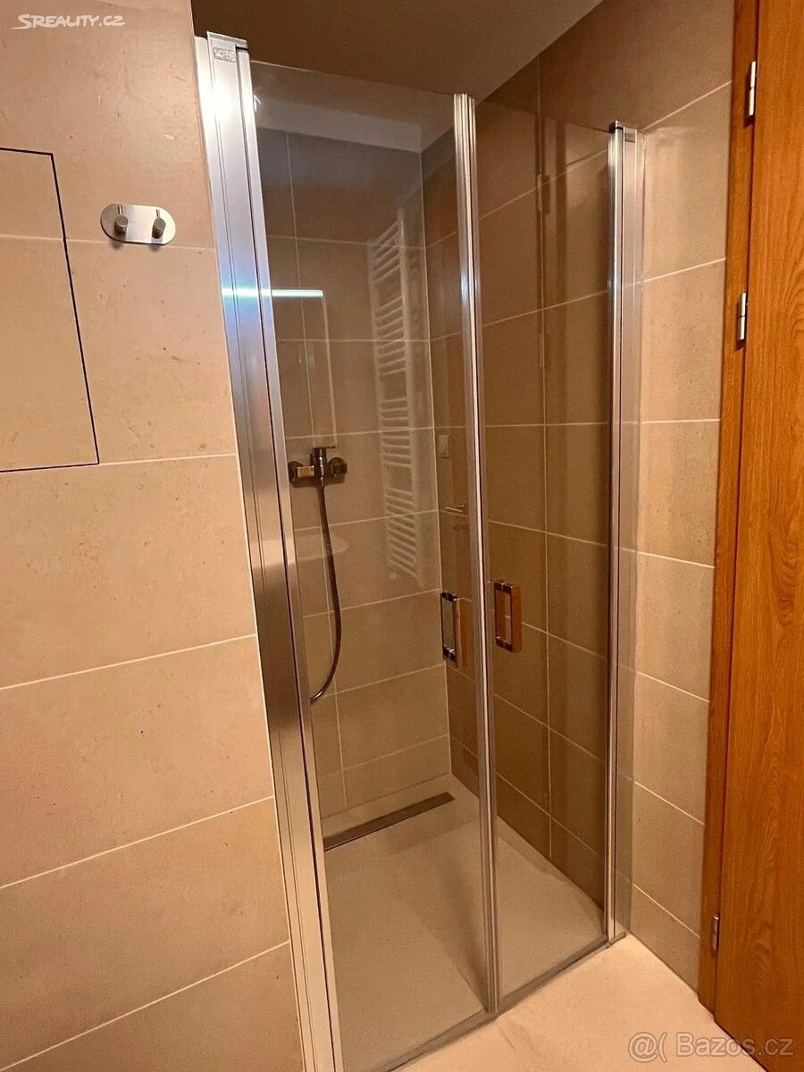 Pronájem byt - Praha, 198 00