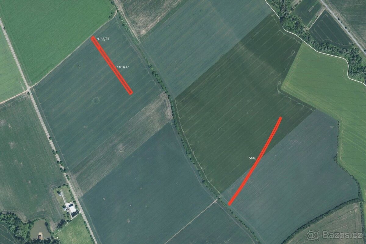 Prodej pozemek pro bydlení - Hluk, 687 25