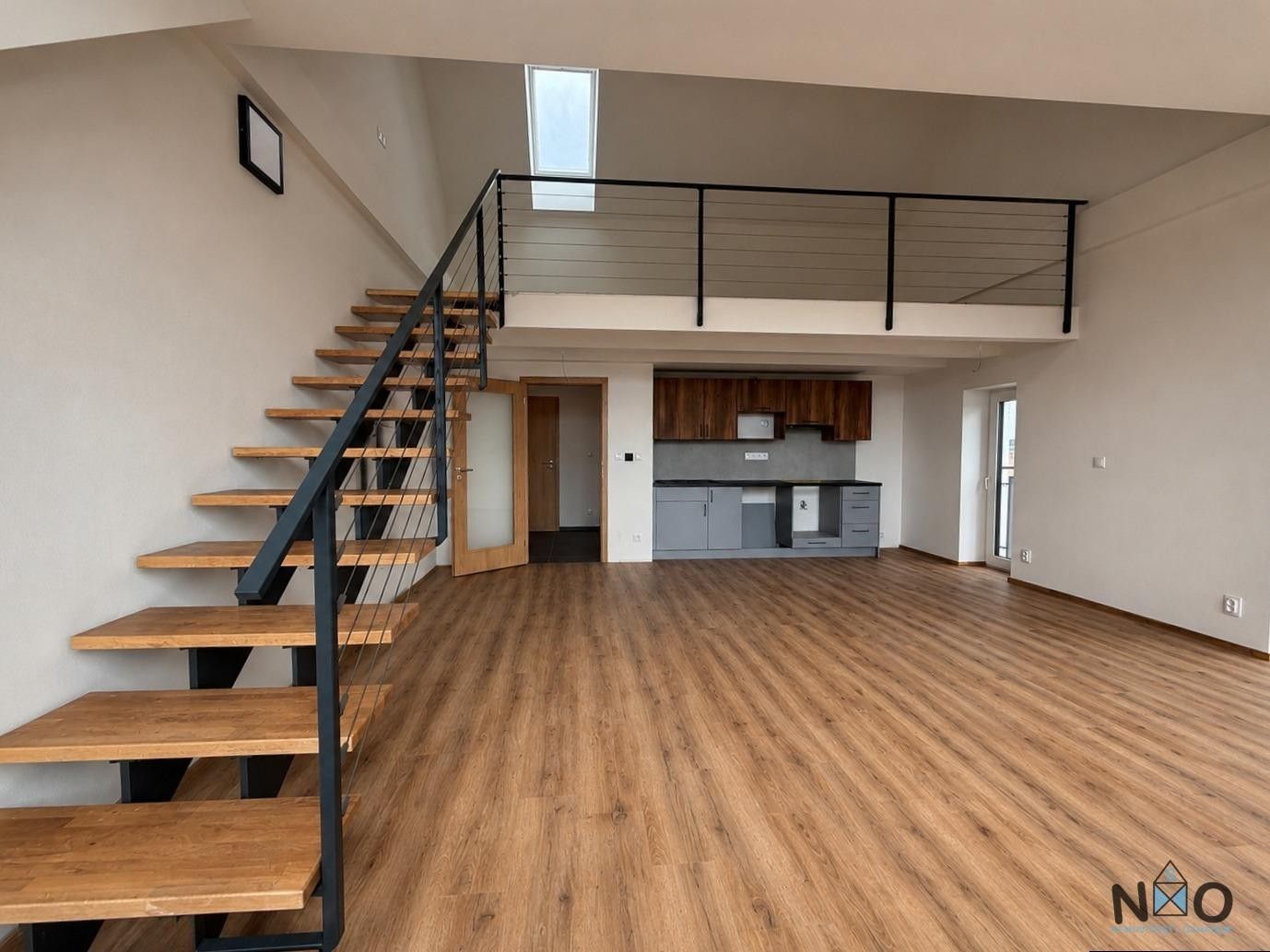 Byt 2+kk · 89 m² · Hlavní, Úherce - 3