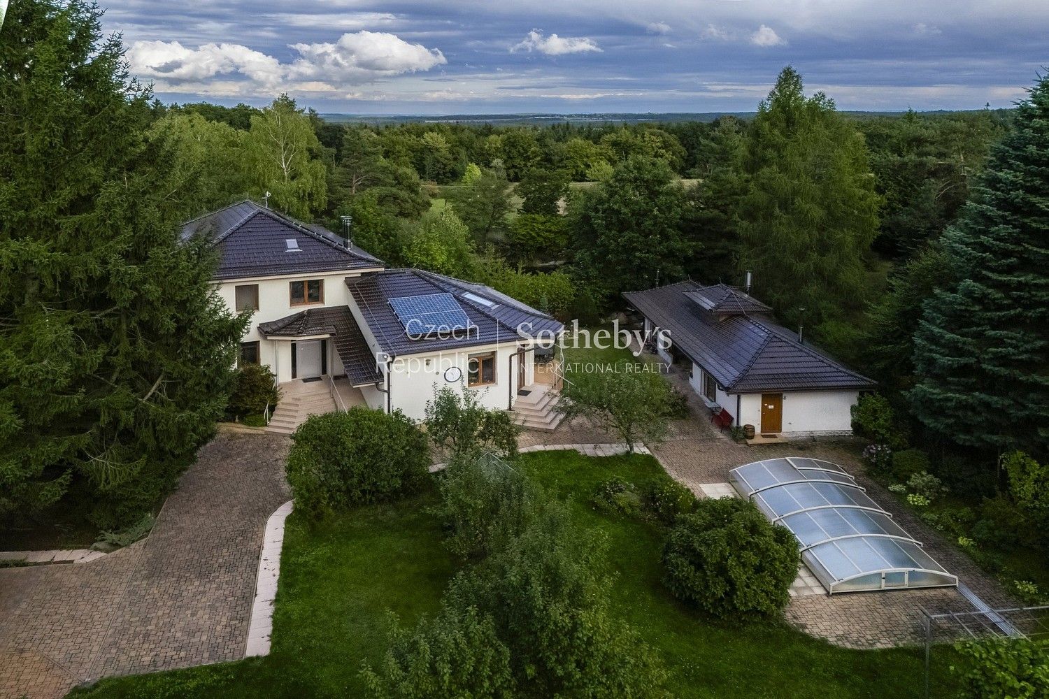 Ubytovací zařízení, 320 m²
