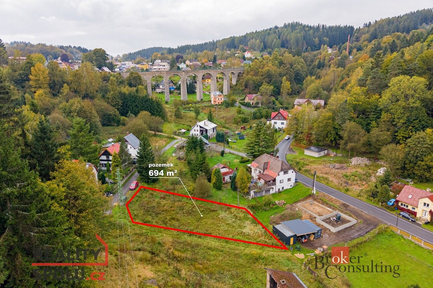 Pozemek pro bydlení, 694 m²