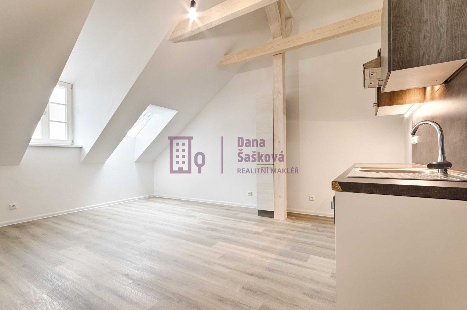 Pronájem byt 2+kk - I, Jindřichův Hradec, 49 m²