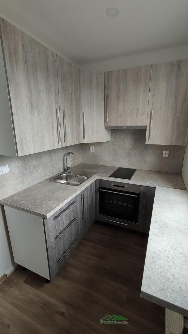 Pronájem byt 1+1 - Pazderkova, Liberec, 35 m²