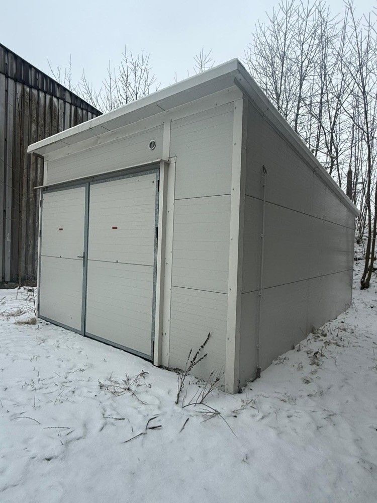 Garáže, Bruntál, 792 01