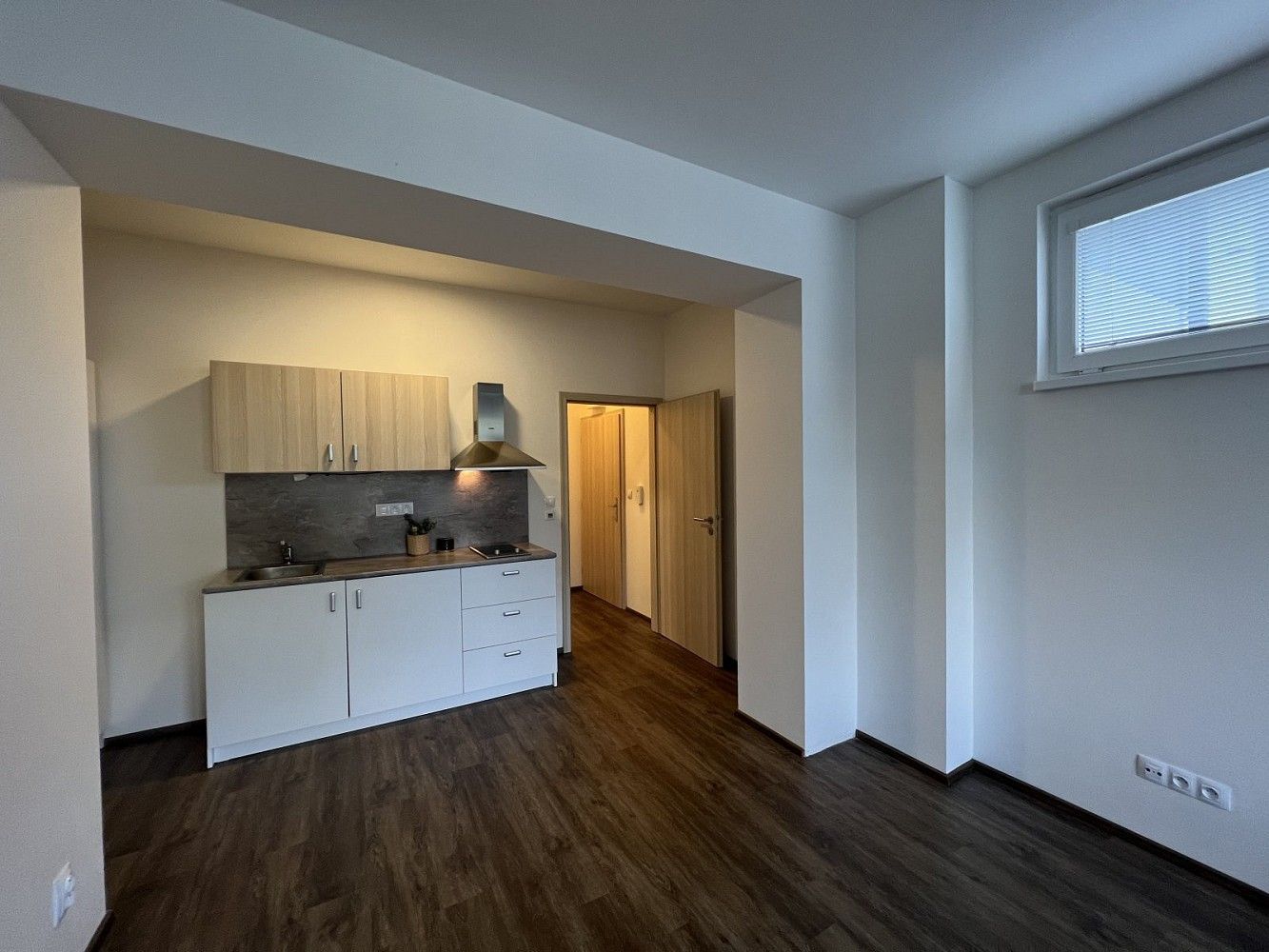 1+kk, Na Okrouhlíku, Pardubice - Bílé Předměstí, 29 m² - 2
