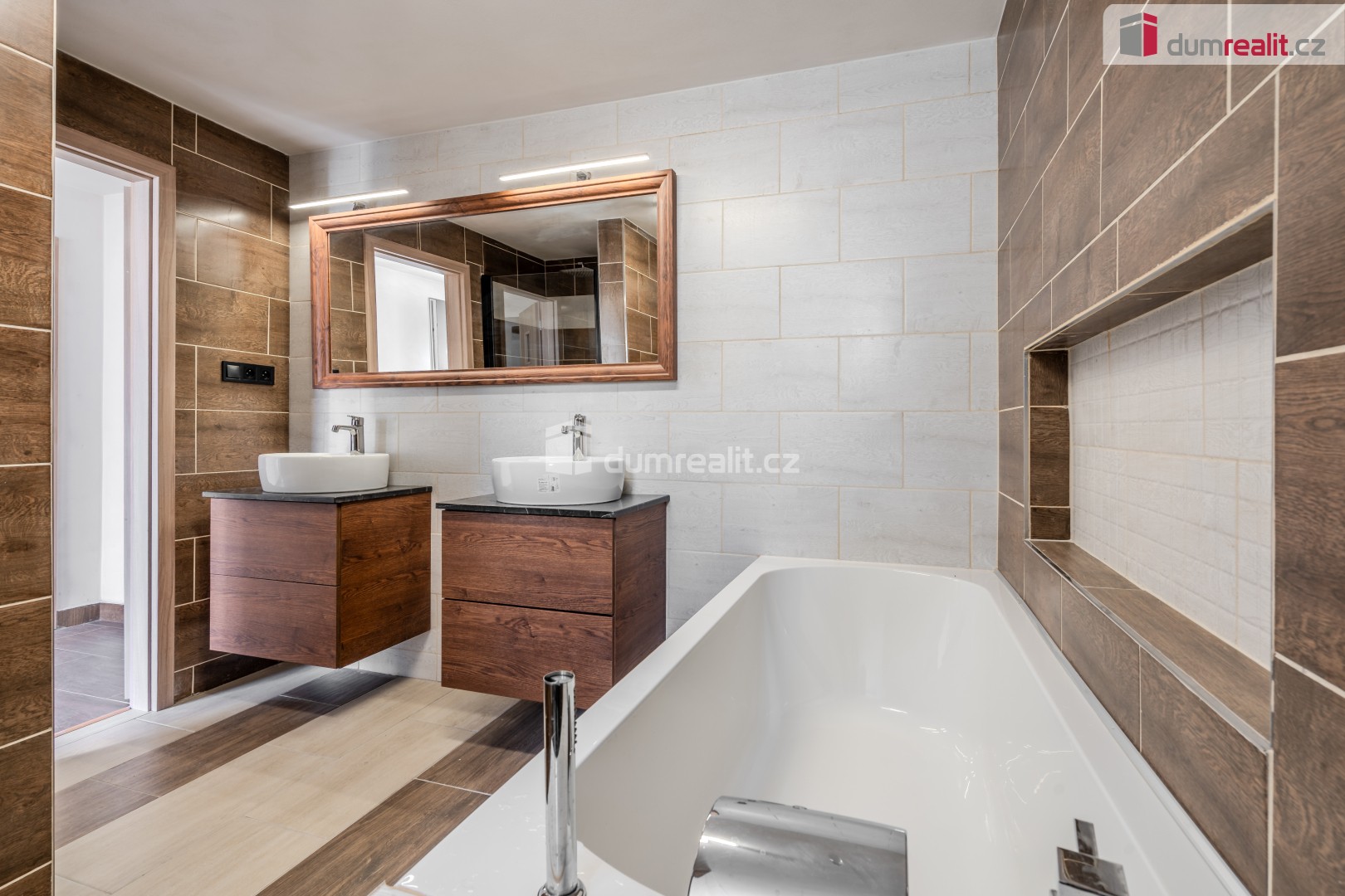 Rodinný dům · 460 m² · Vetelská, Vědomice - 3