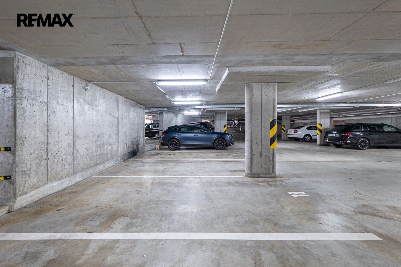 Garáž · 13 m² · Olgy Havlové 2899, Praha Žižkov - 3