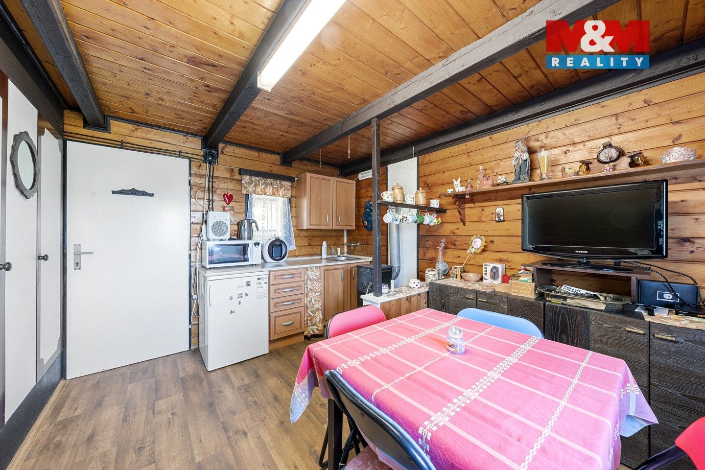 Chaty, Malé Žernoseky, 35 m² - 2