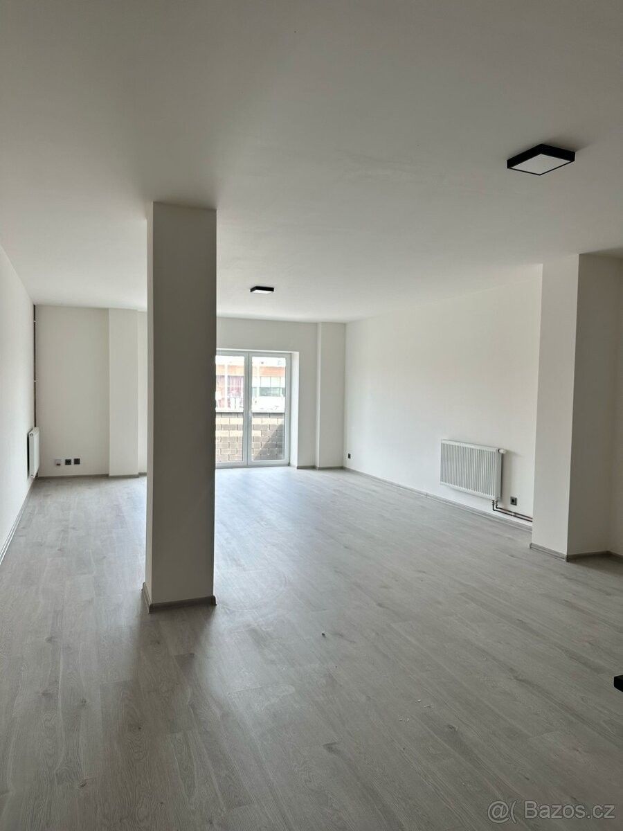 Pronájem byt 1+kk - Kladno, 272 01, 58 m²
