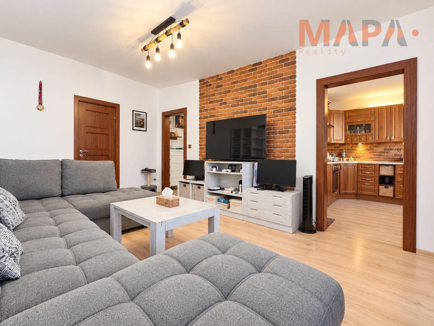Byt 3+1 · 66 m² · Roháčova, Chomutov - 3