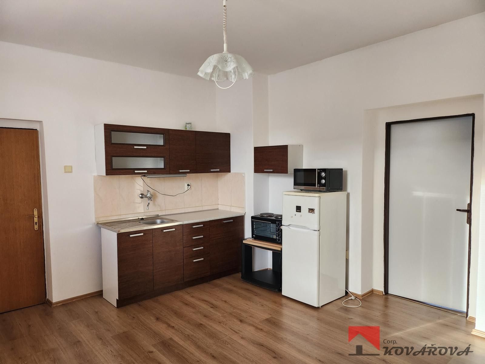 Pronájem byt 2+kk - Slánská, Brandýsek, 40 m²