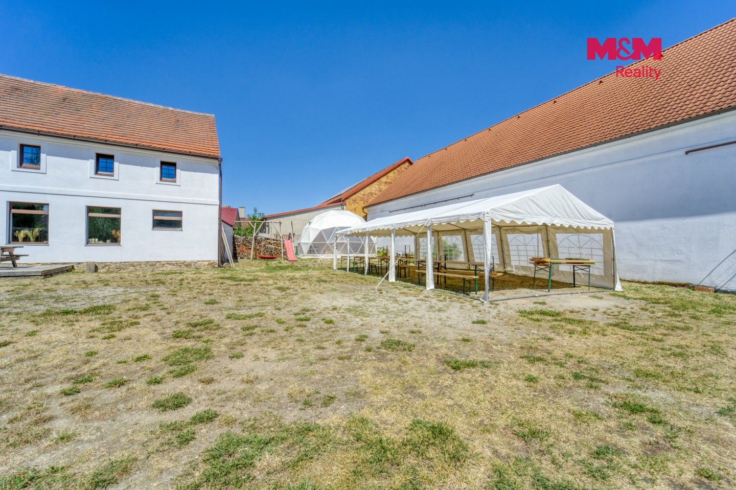 Ubytovací zařízení, Pňovany, 450 m² - 2