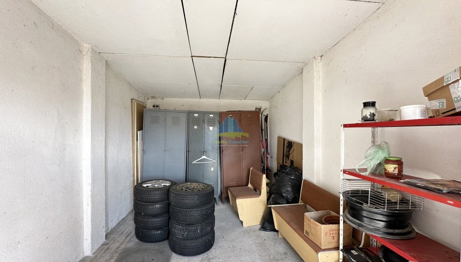 Garáž · 18 m² · Budovatelská, Františkovy Lázně - 4