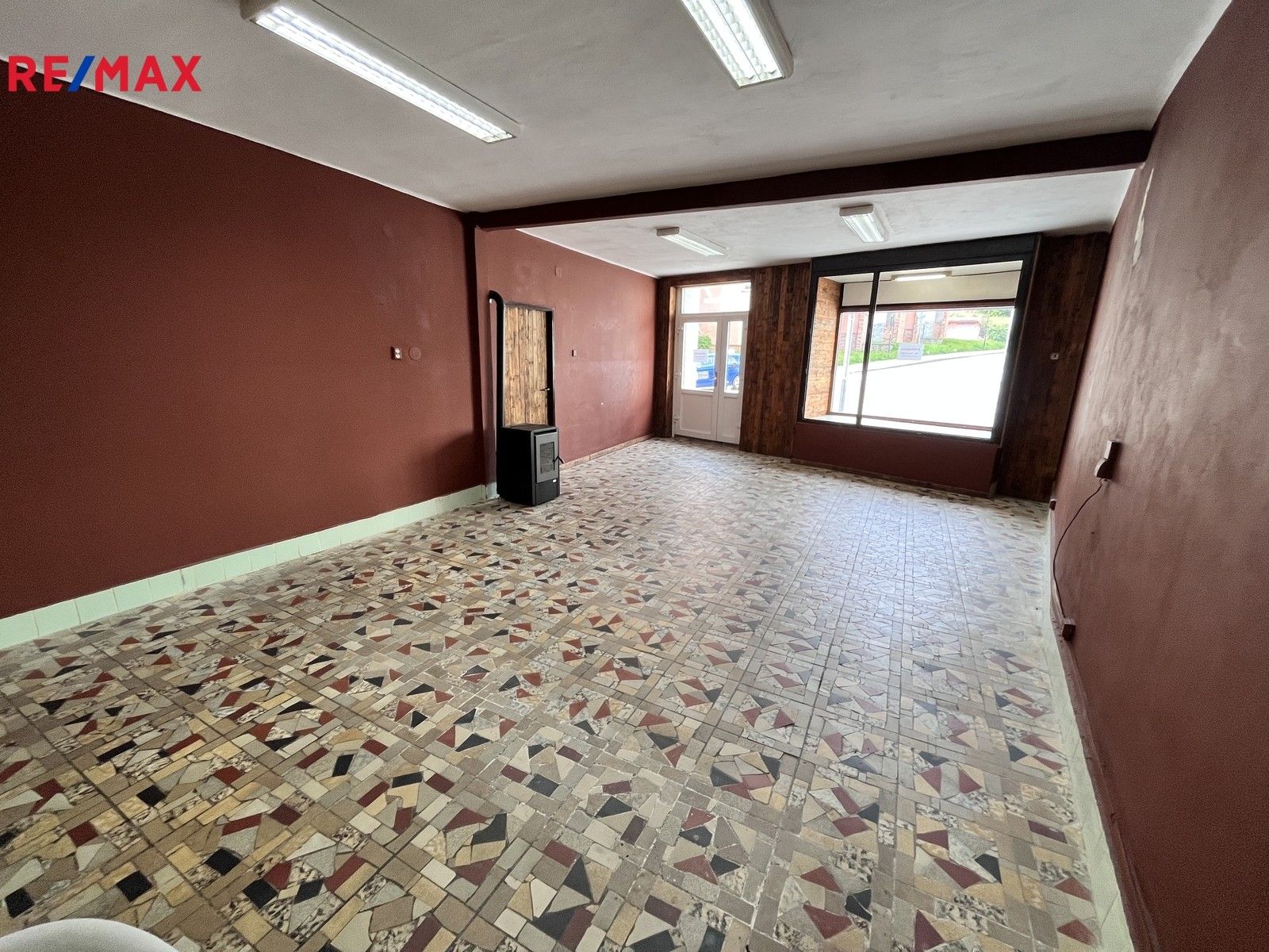 Pronájem obchodní prostory - Tylova, Pelhřimov, 60 m²