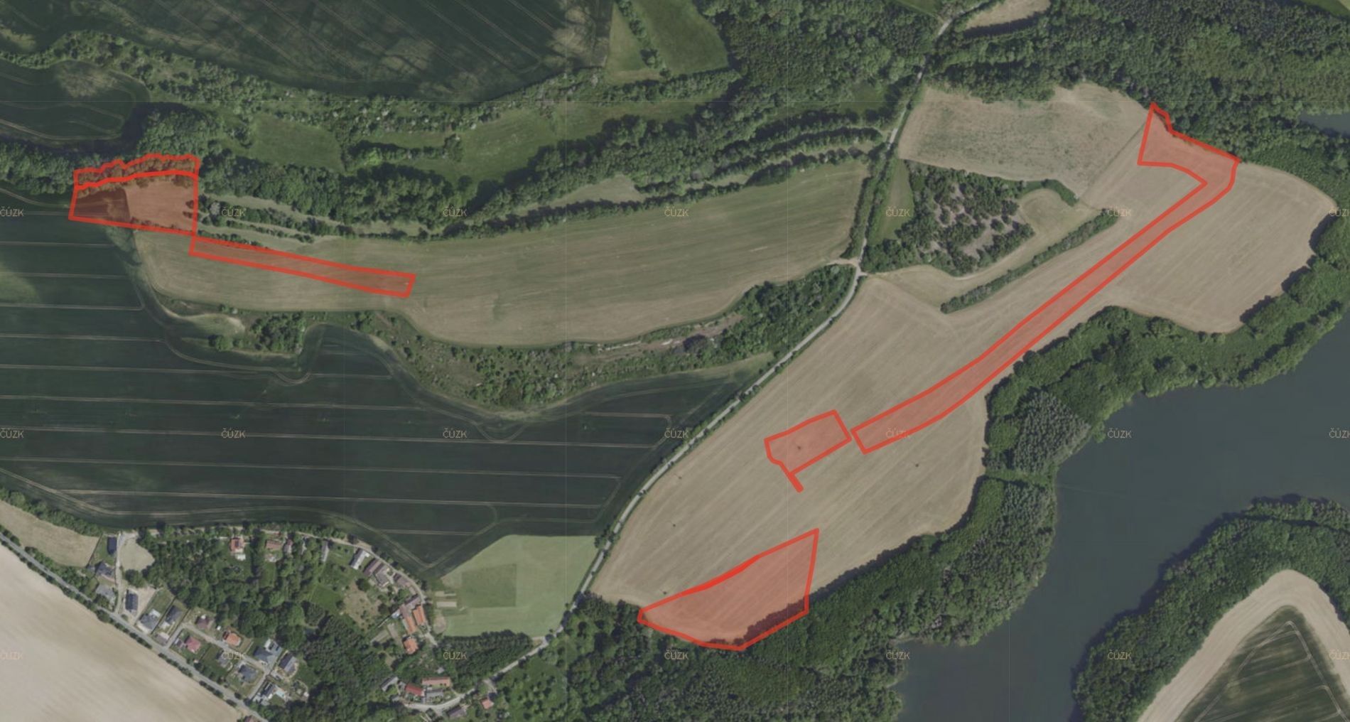 Zemědělské pozemky, Roztěž, Vidice