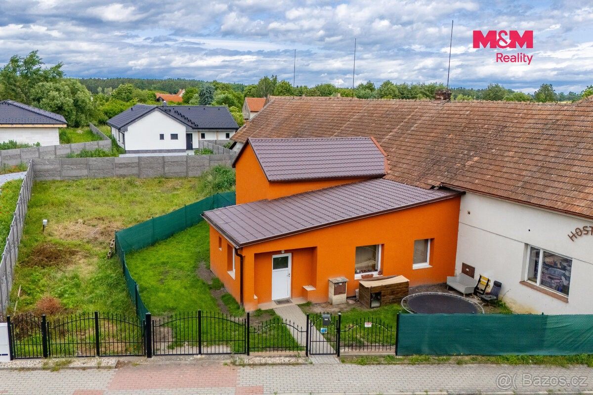 Rodinné domy, Vápno u Přelouče, 533 16 - 2