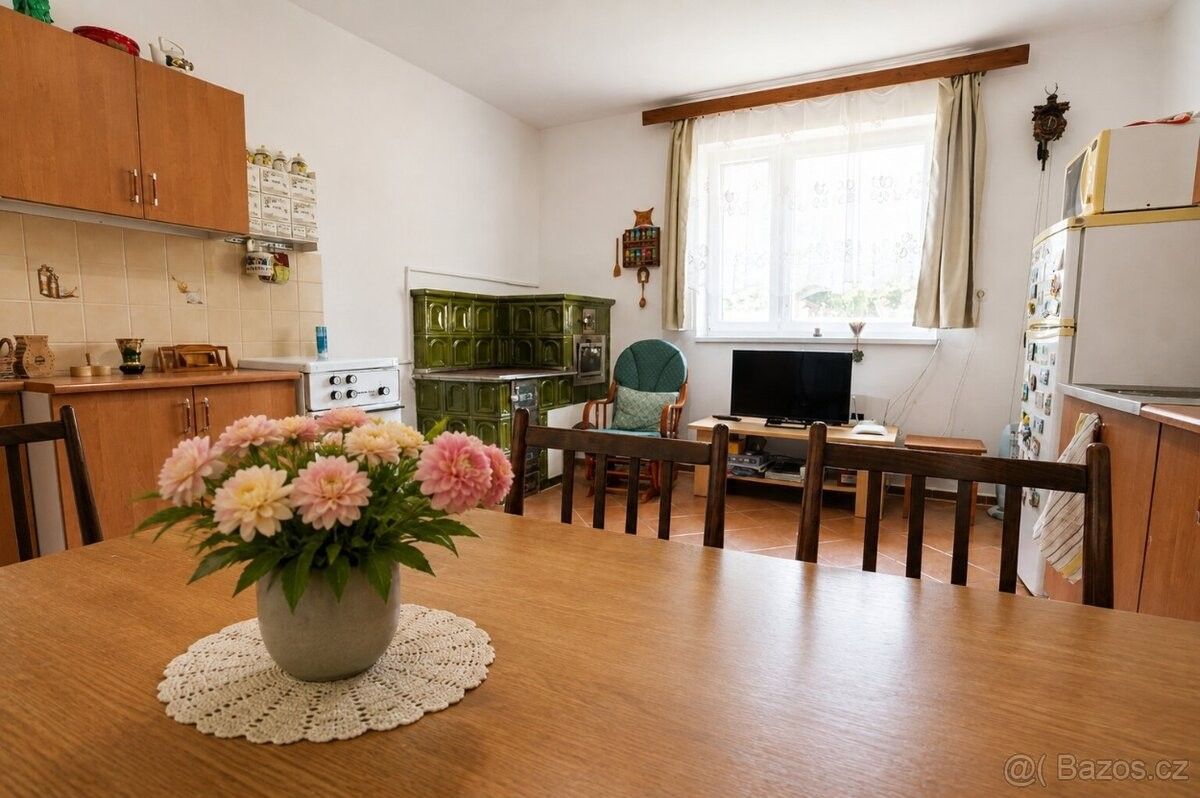 Prodej rodinný dům - Velké Karlovice, 756 06 - 5