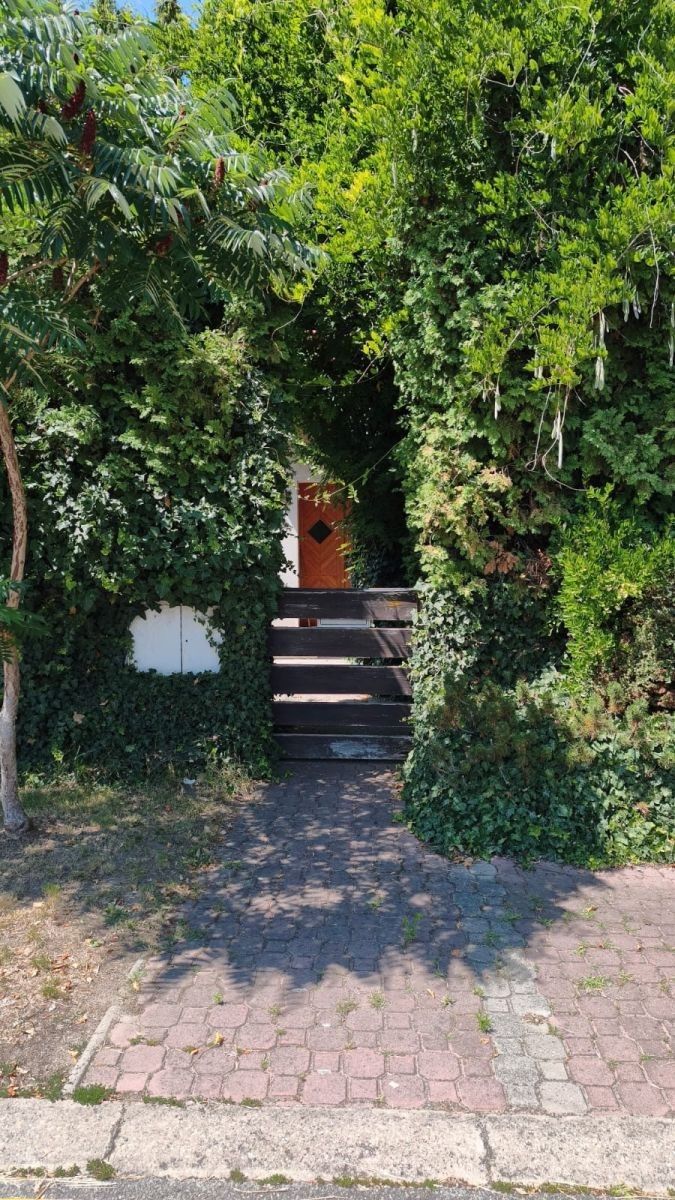 Prodej rodinný dům - Husova, Zeleneč - Zeleneč, Středočeský kraj, 215 m² - 5