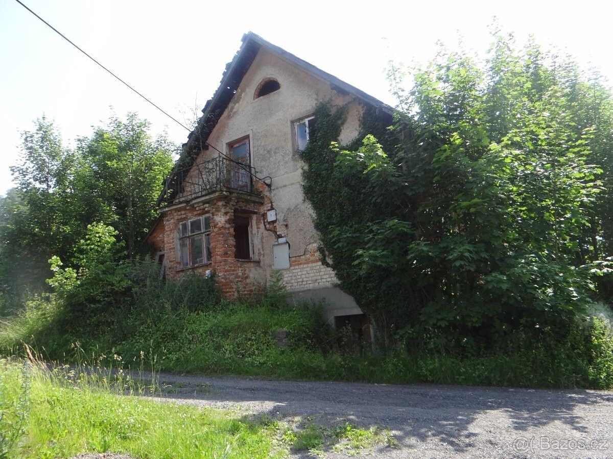 Prodej dům - Mikulášovice, 407 79, 1 187 m²