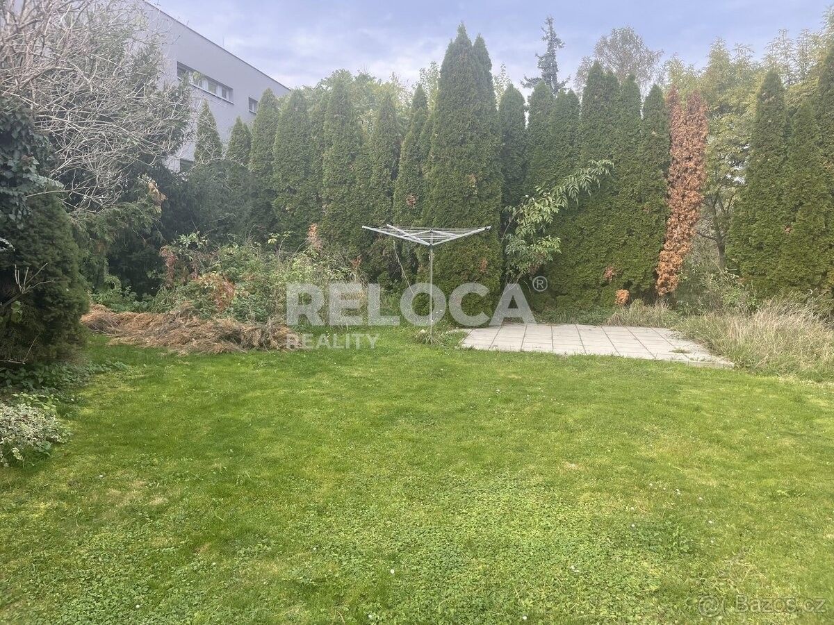 Prodej pozemek pro bydlení - Praha, 193 00