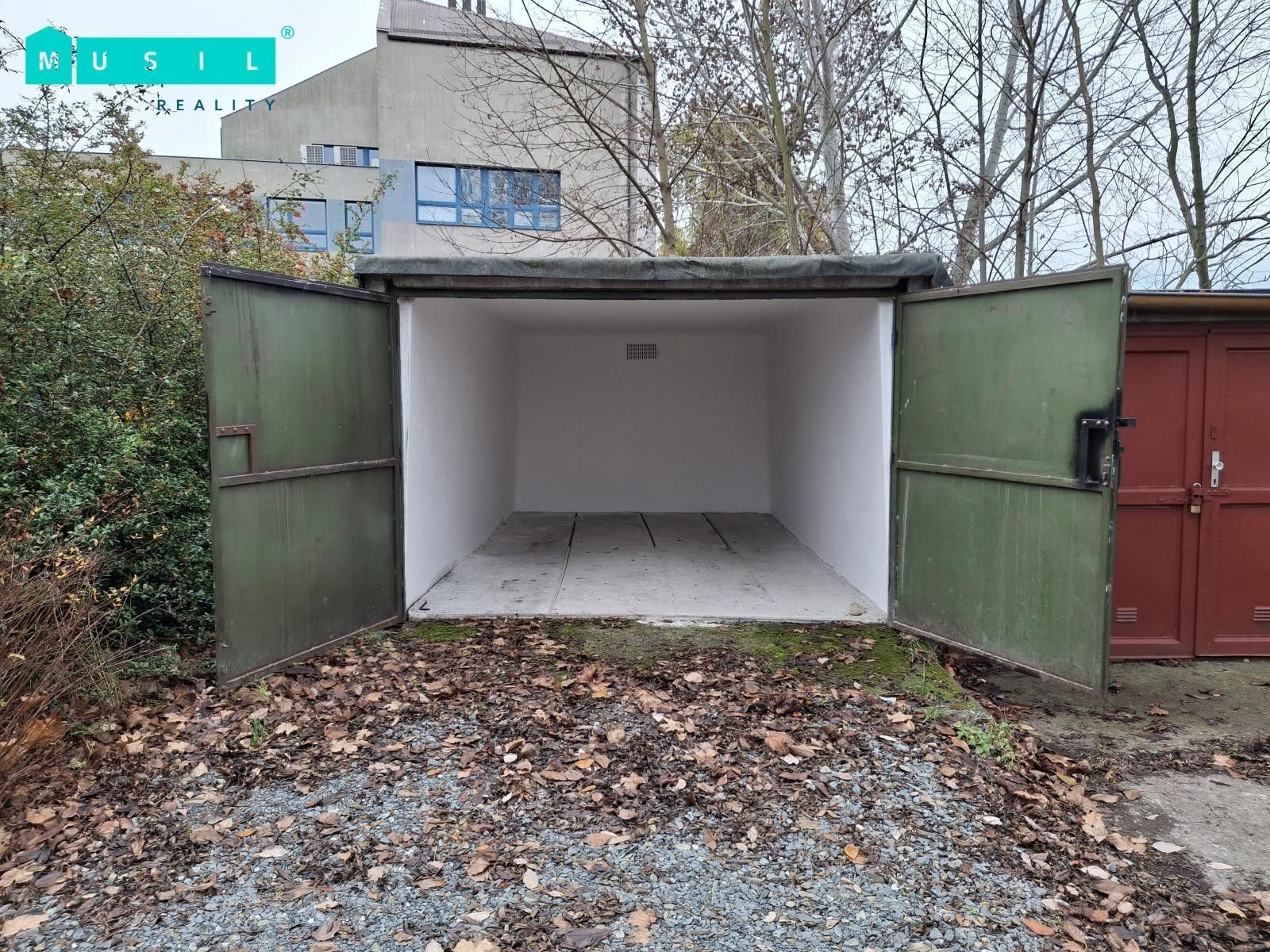 Garáže, Erbenova, Olomouc, 18 m²