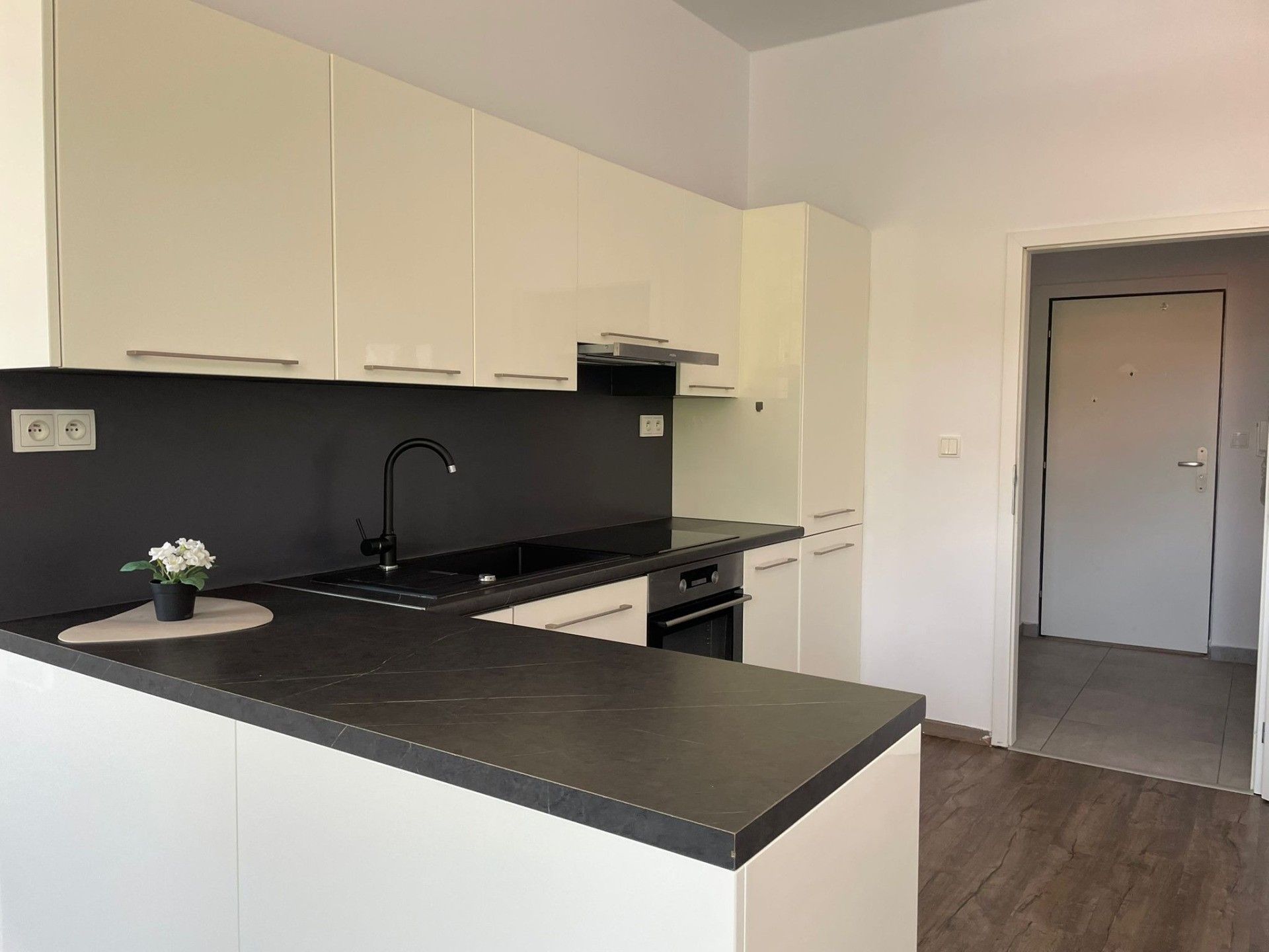 Prodej byt 1+kk - Na Letné, Náchod, 42 m²