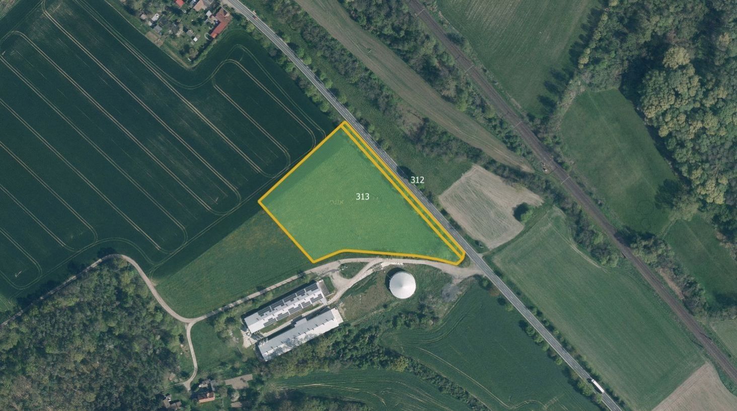 Zemědělské pozemky, Skuhrov, Velký Borek