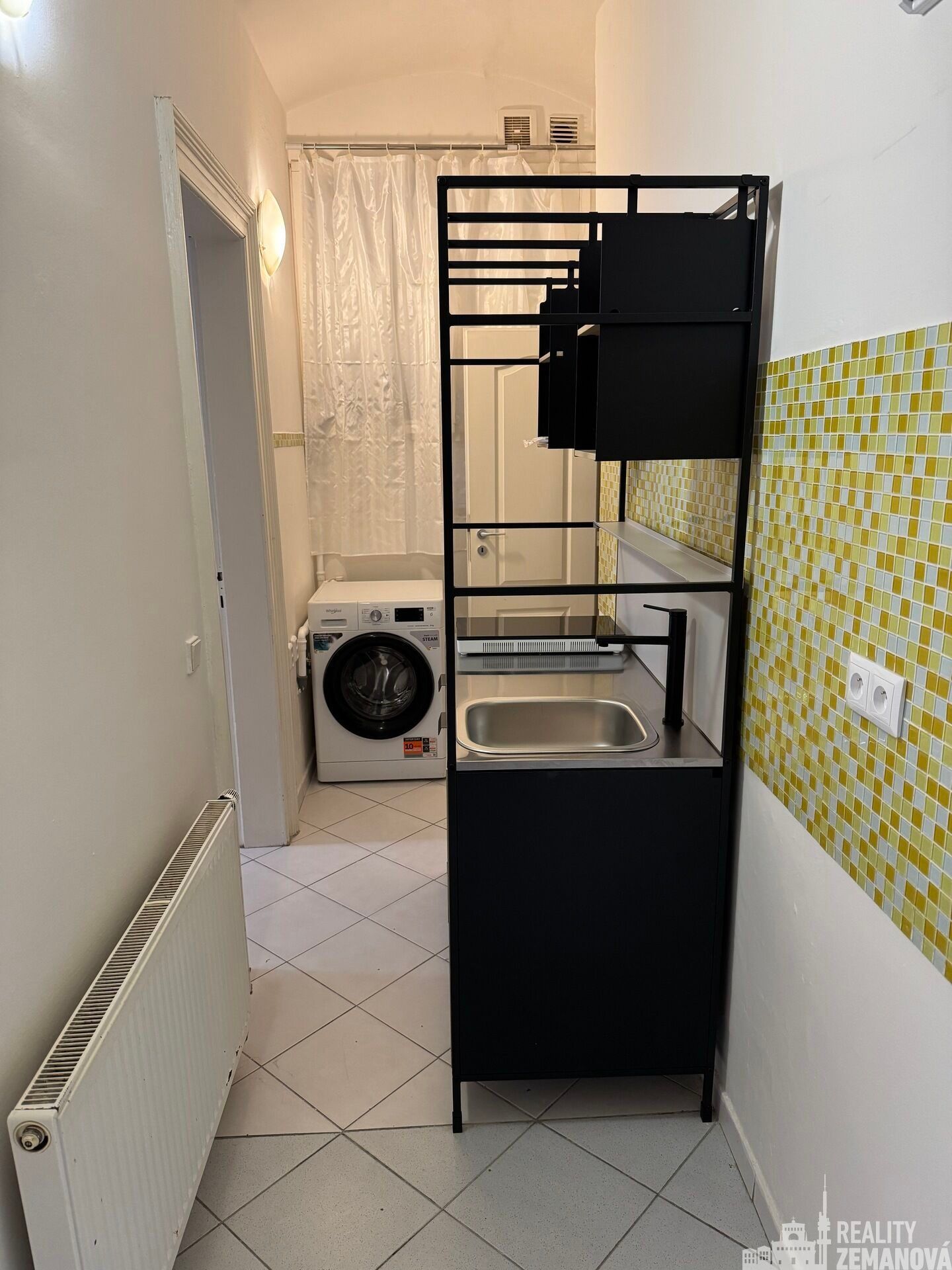 Pronájem byt 2+kk - Přemyslovská, Praha, 50 m²