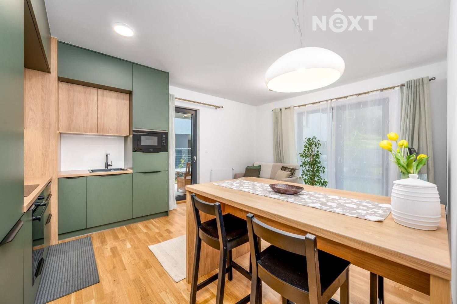 Pronájem byt 2+kk - Smíchov, Praha, 58 m²