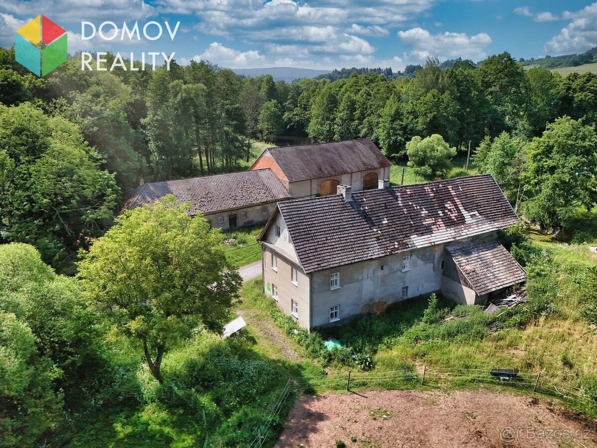 Rodinné domy, Komárov u Hořovic, 267 62