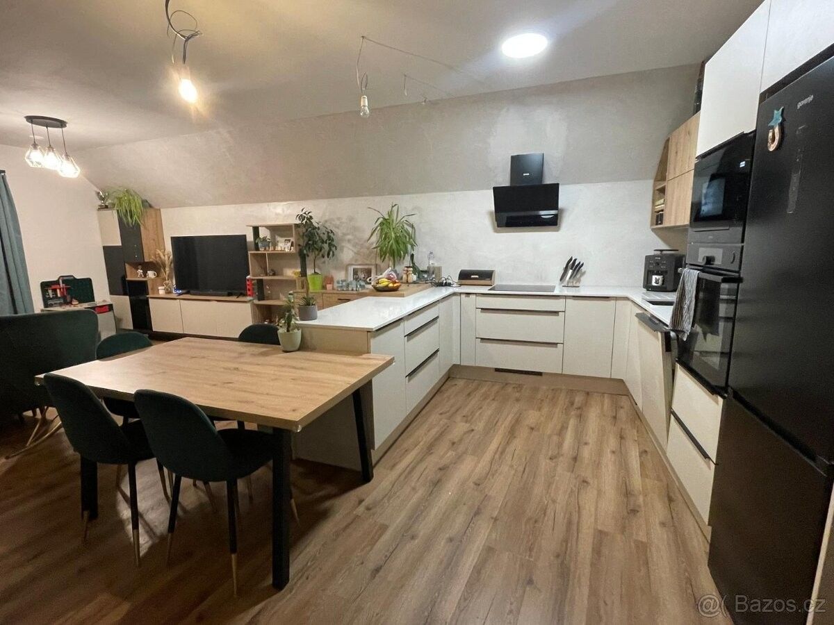 Byty, Jiříkovice, 664 51